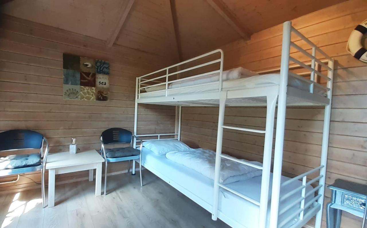 Stellechalets Op Vakantiepark Stelleplas - Heinkenszand Ngoại thất bức ảnh